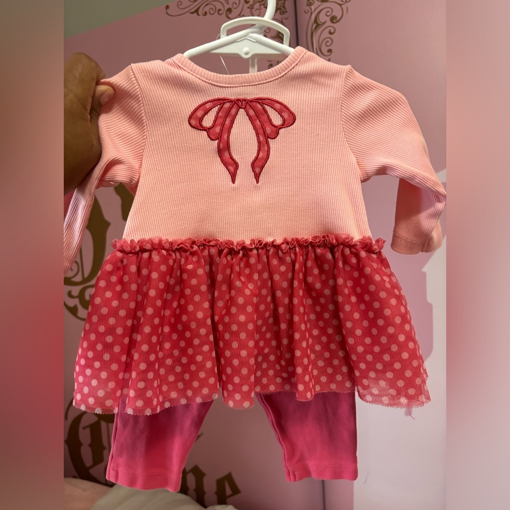 $2 Infant Girl’s 3mo - 9mo Polo Ralph Lauren, Nike, Carters, Ruffle Butts, Etc